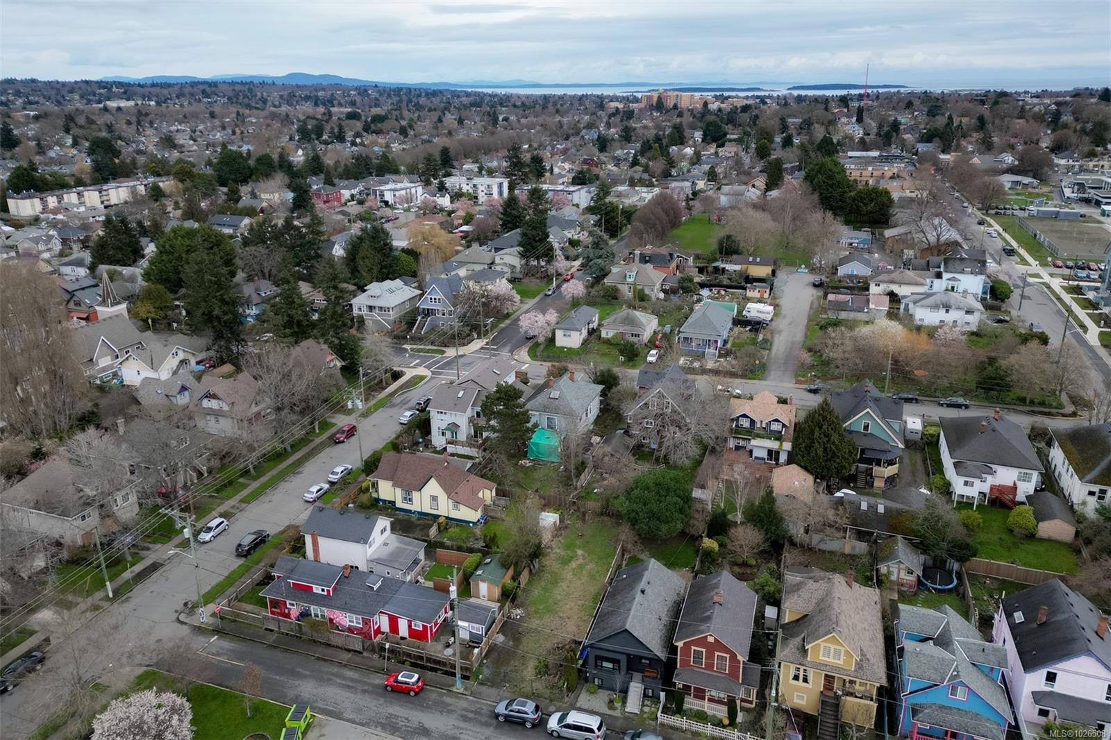 2017 Cameron St, Victoria, BC