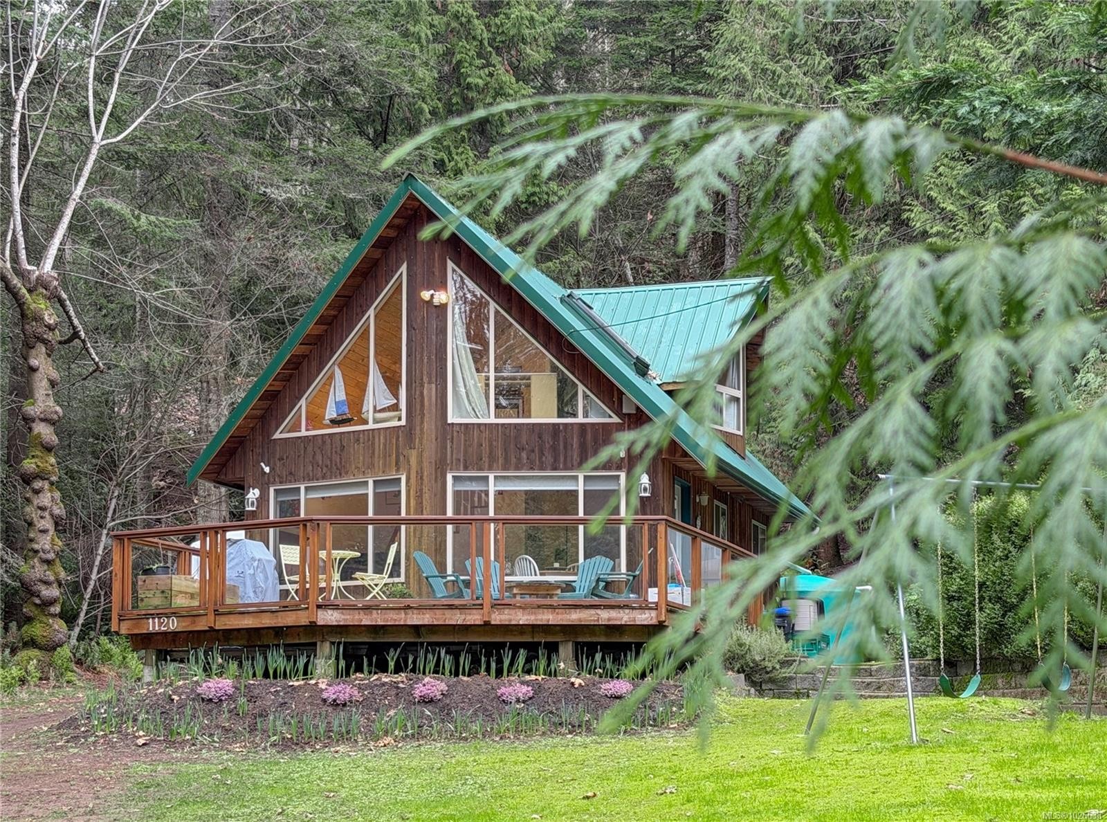 1120 Chappel Pl, Gabriola Island, BC