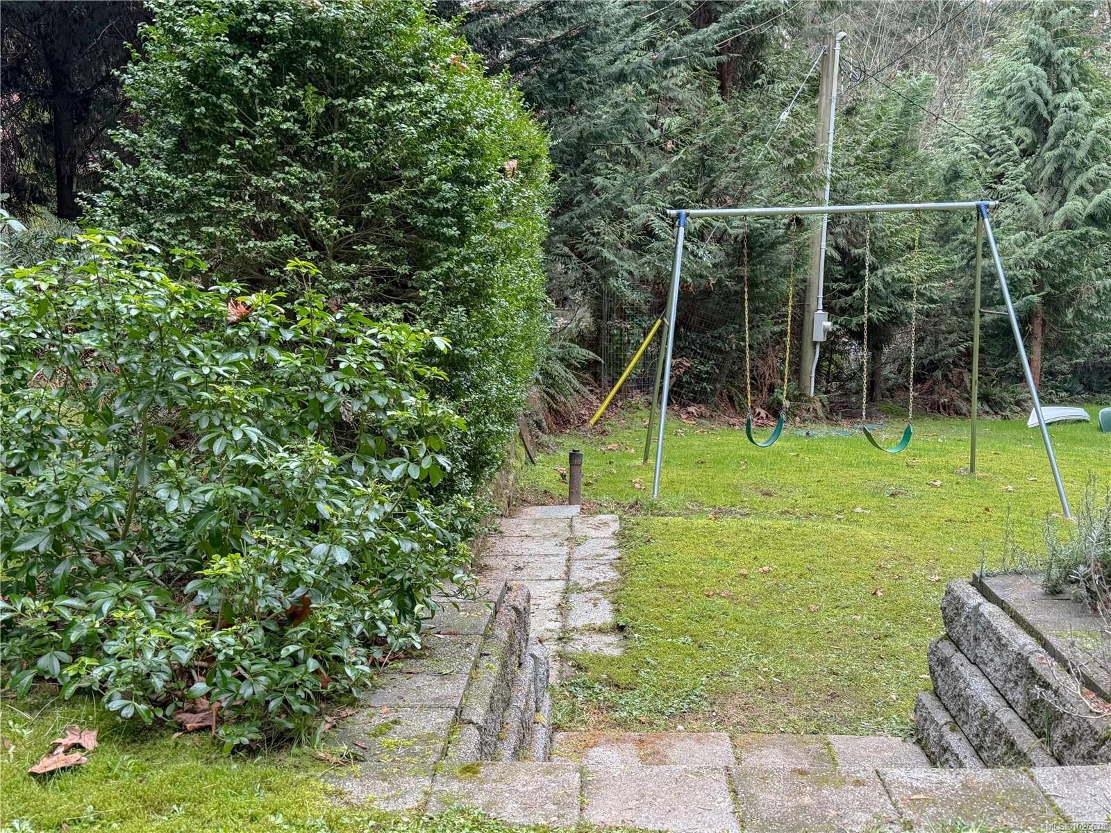 1120 Chappel Pl, Gabriola Island, BC