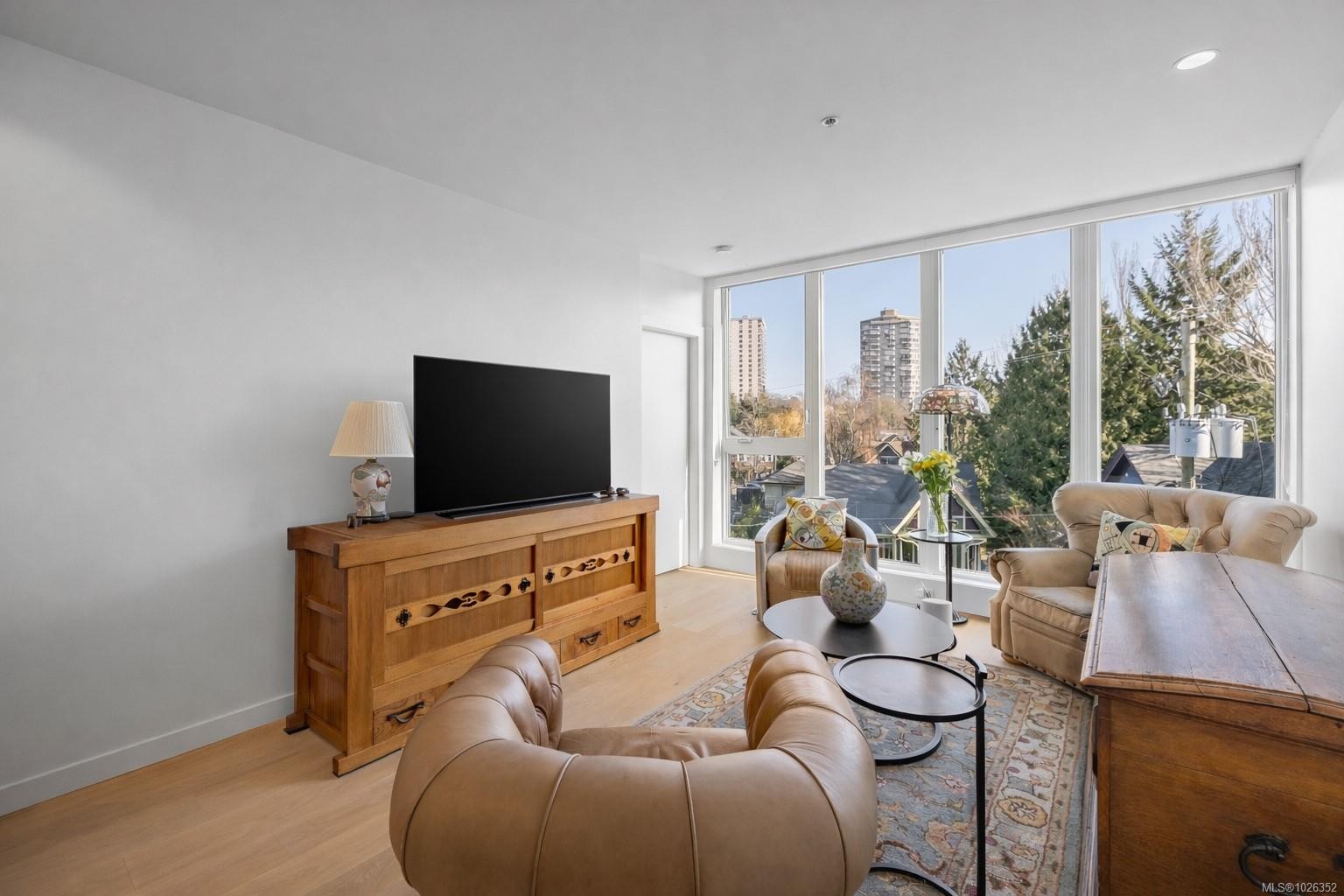 402-430 Parry St, Victoria, BC - Indoor Photo Showing Living Room