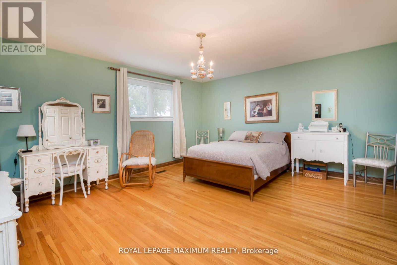 119 Glen Long Avenue, Toronto, ON - Indoor Photo Showing Bedroom