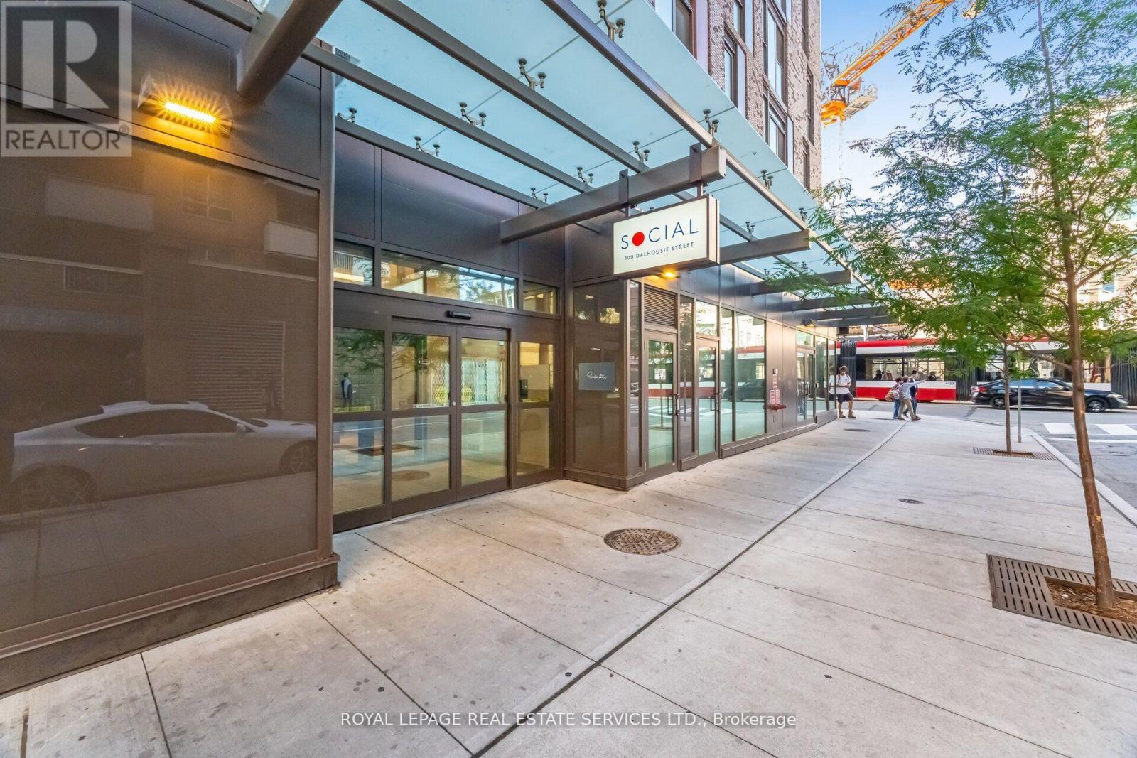 803 - 100 Dalhousie Street, Toronto, ON