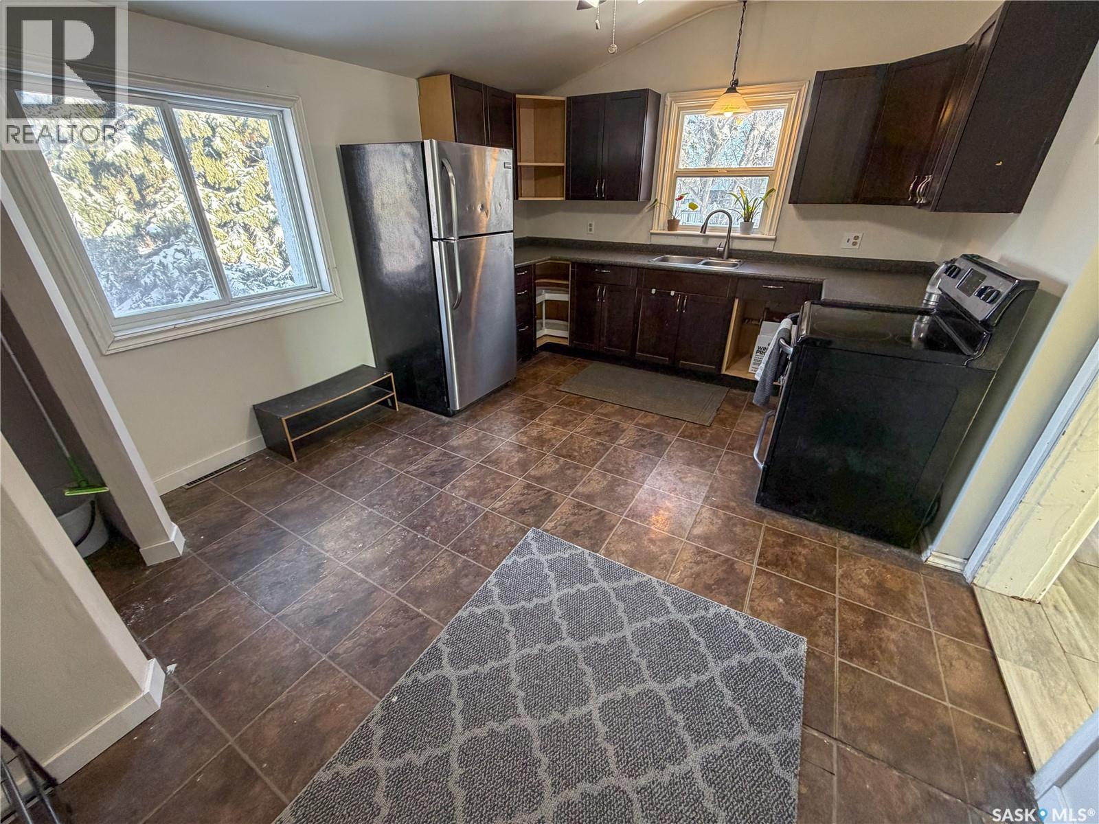 811 Boyle Street, Indian Head, SK - Indoor Photo Showing Kitchen