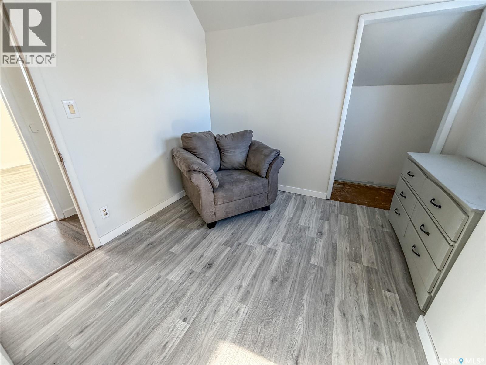 811 Boyle Street, Indian Head, SK - Indoor