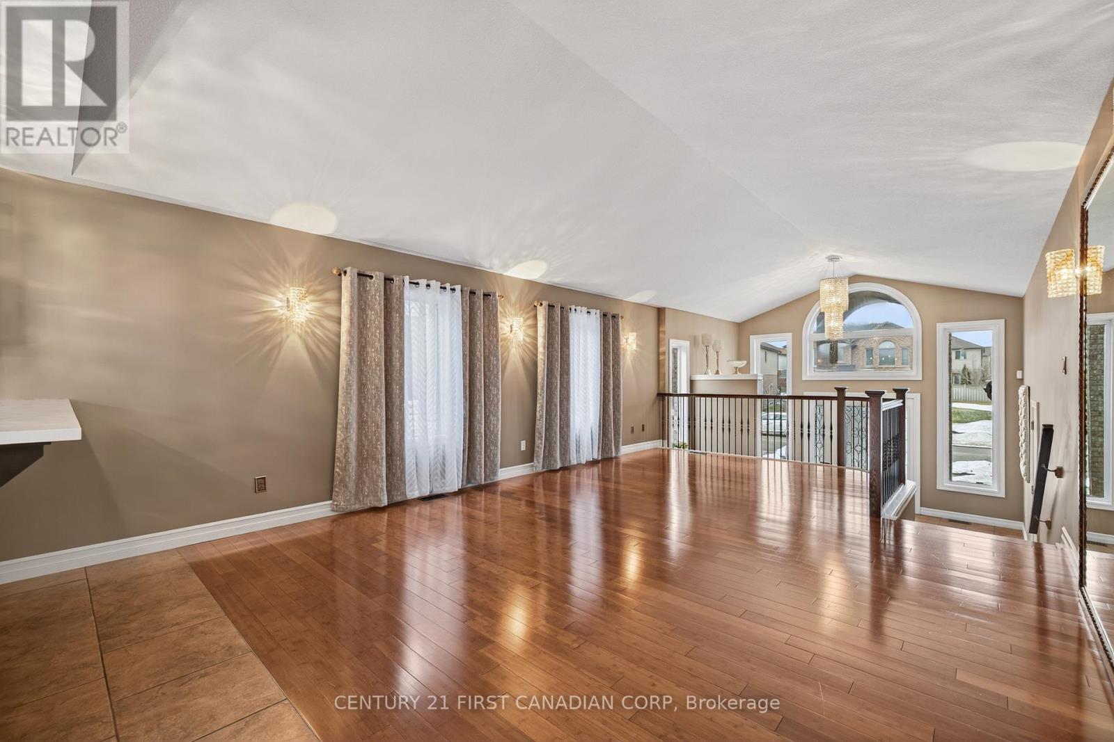 167 Tanoak Drive, London North (North E), ON - Indoor Photo Showing Other Room