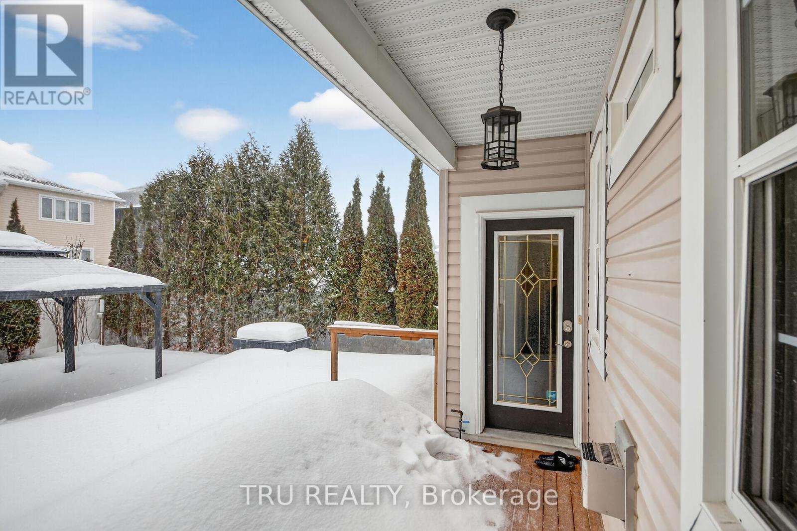 590 Anjana Circle, Ottawa, ON - Outdoor With Exterior