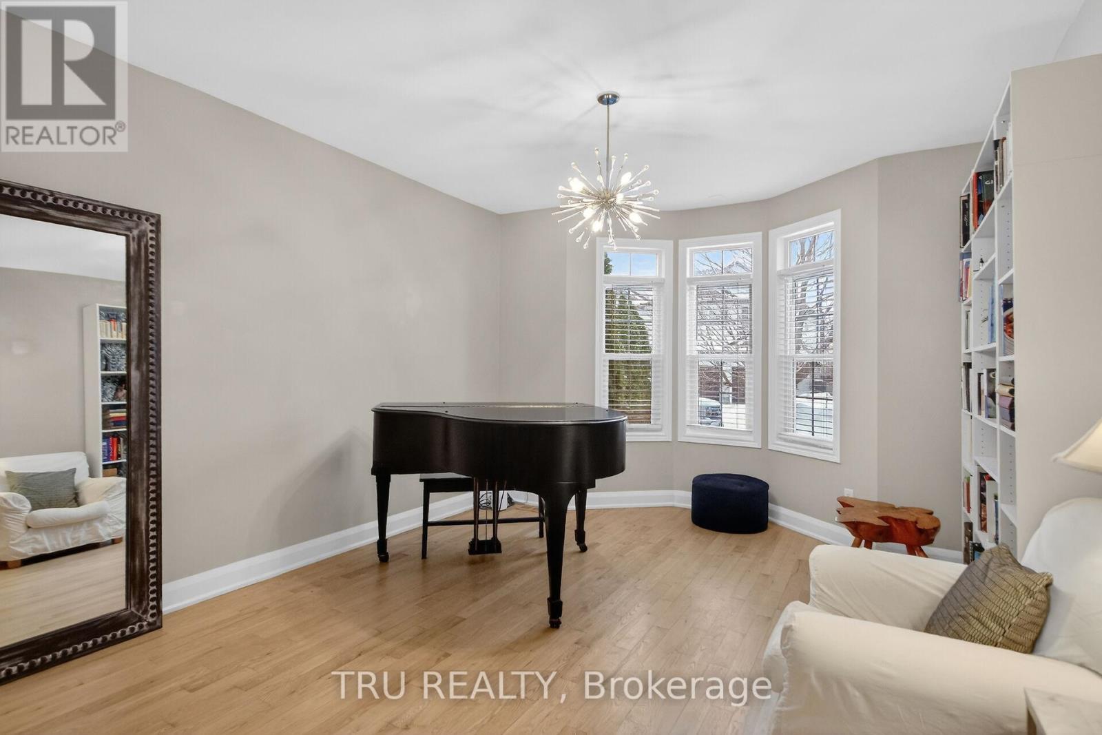 590 Anjana Circle, Ottawa, ON - Indoor