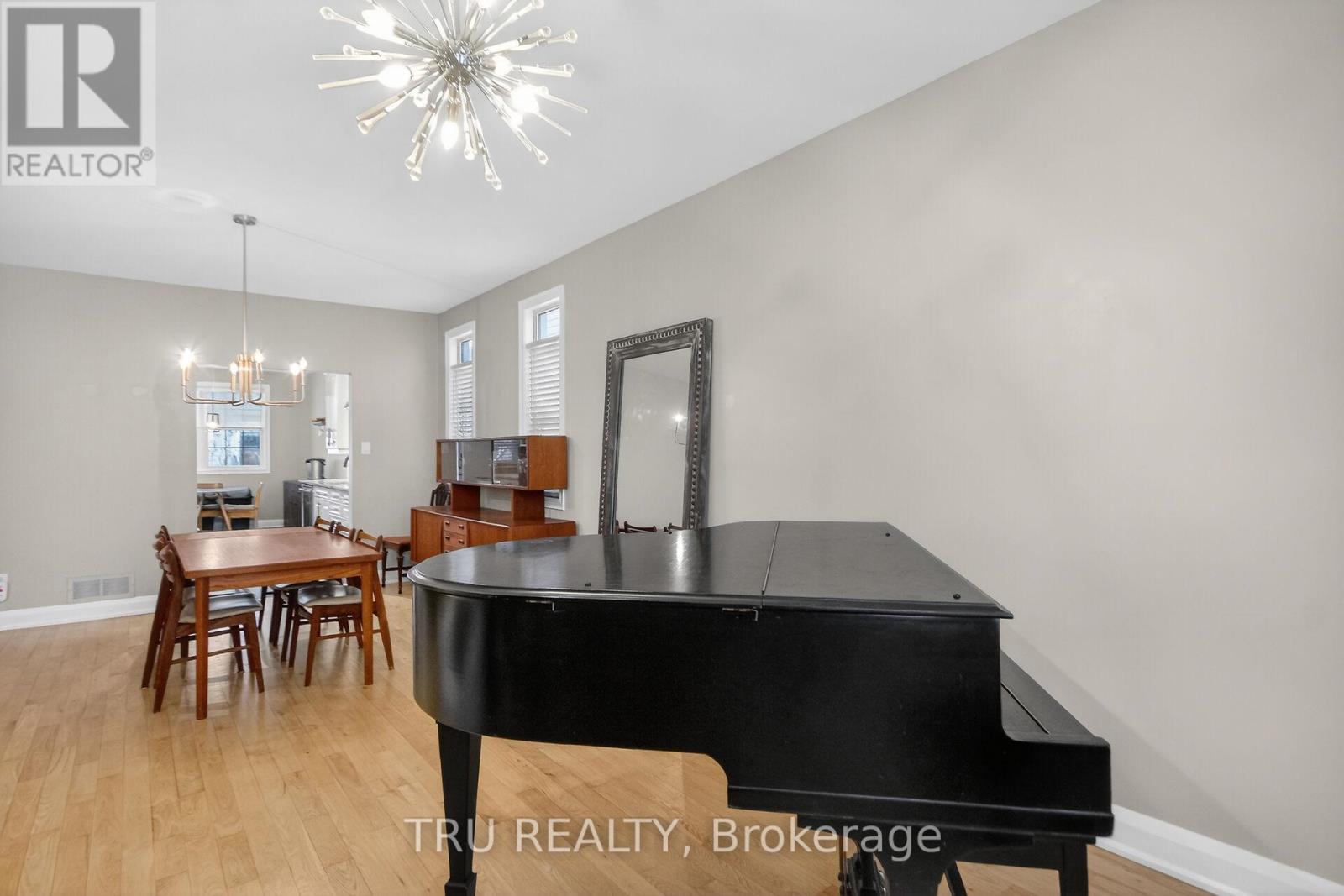 590 Anjana Circle, Ottawa, ON - Indoor