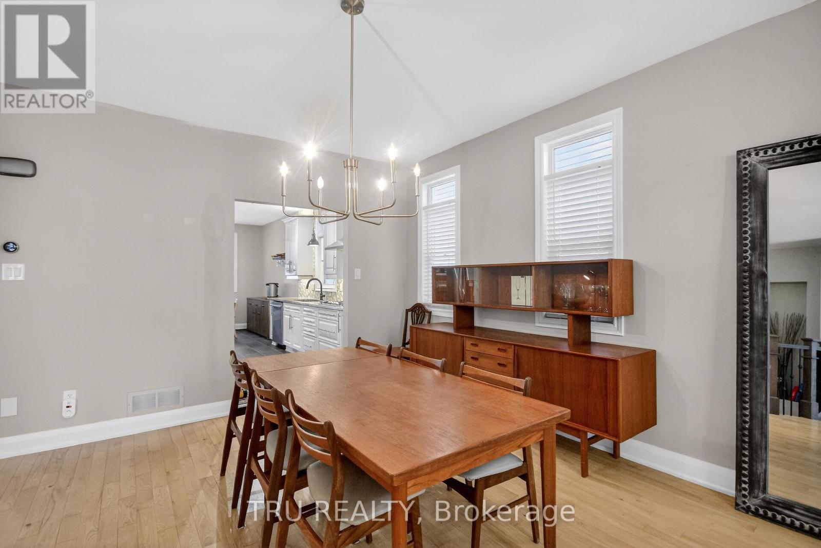 590 Anjana Circle, Ottawa, ON - Indoor Photo Showing Dining Room