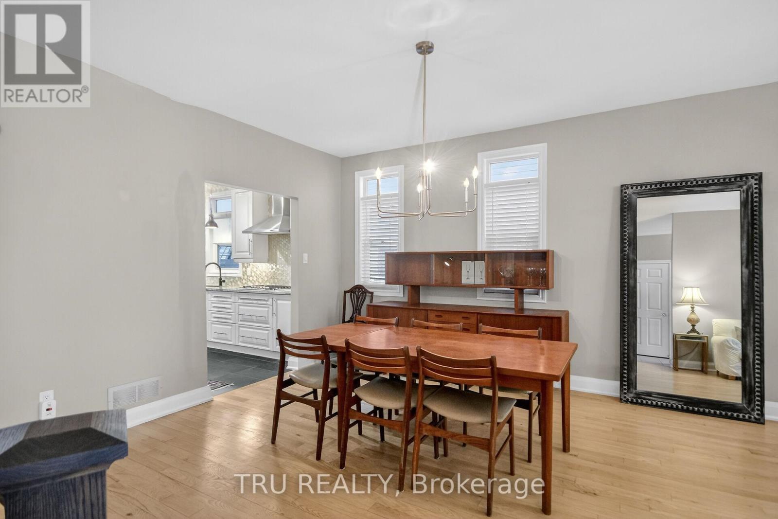 590 Anjana Circle, Ottawa, ON - Indoor Photo Showing Dining Room