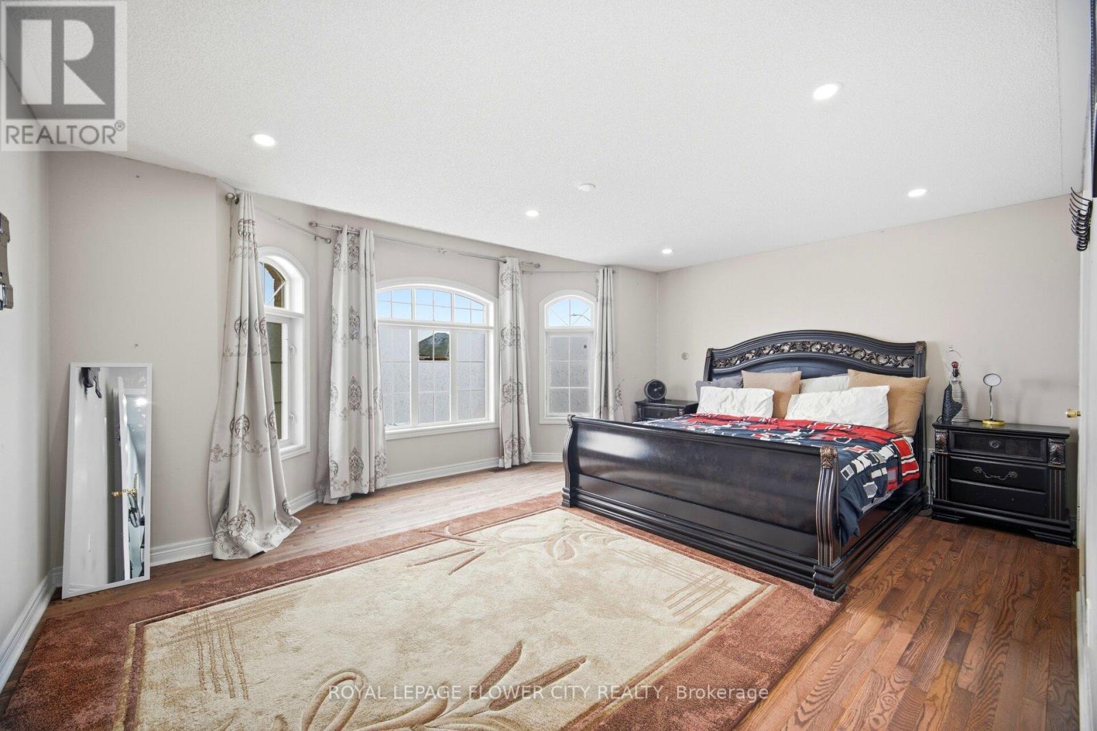 67 Olde Town Road, Brampton, ON - Indoor Photo Showing Bedroom