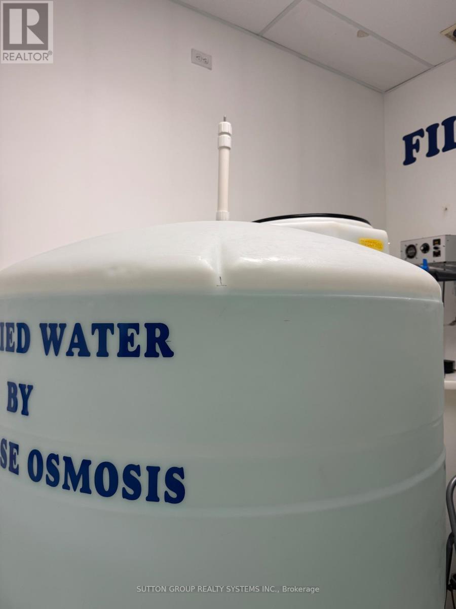 201 - 719 Central Parkway, Mississauga, ON