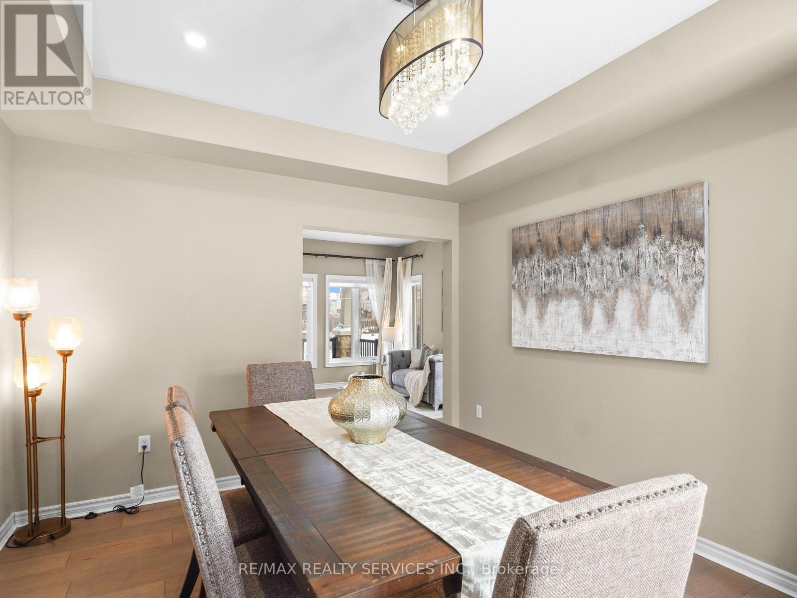 906 Audrey Place, Kitchener, ON - Indoor Photo Showing Dining Room