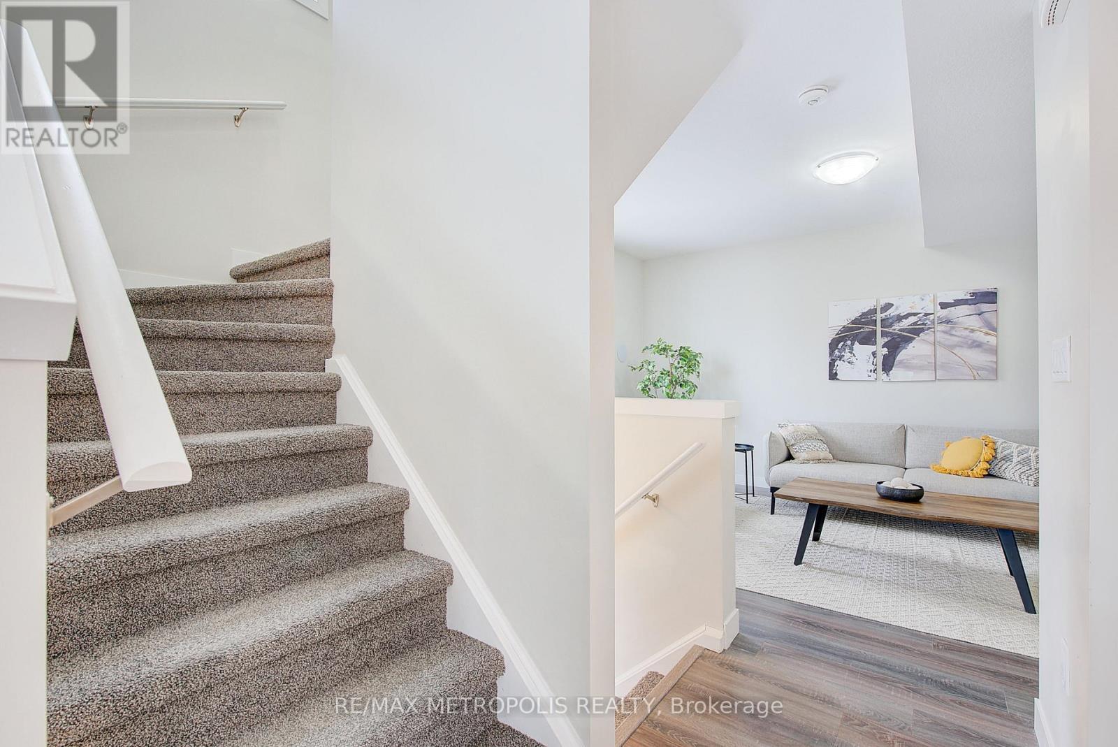 996 - 996 West Village Square, London North, ON - Indoor Photo Showing Other Room