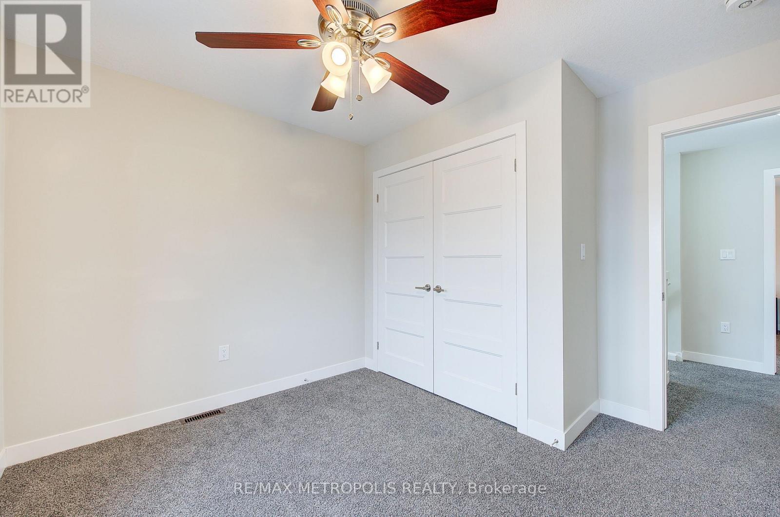 996 - 996 West Village Square, London North, ON - Indoor Photo Showing Other Room