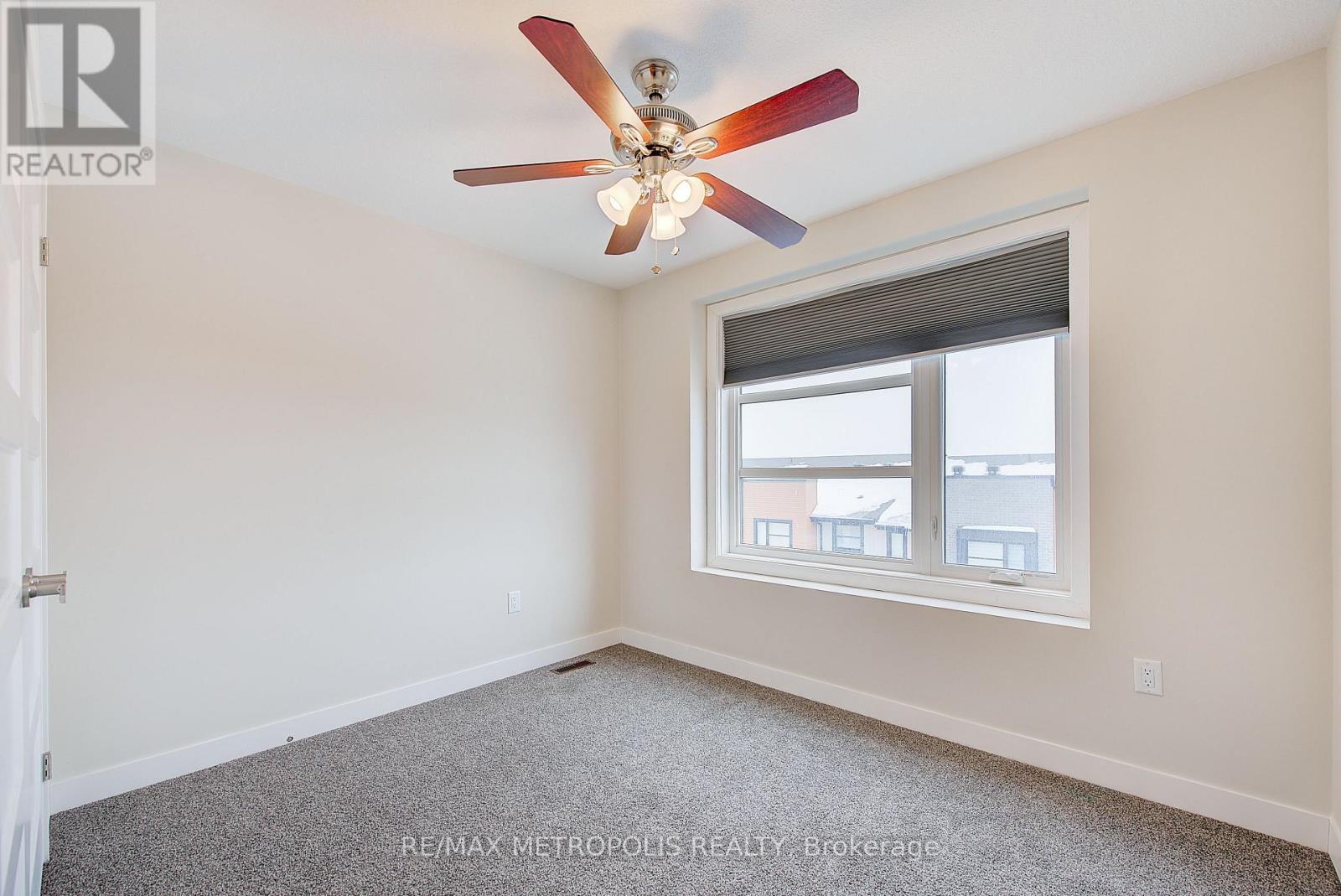 996 - 996 West Village Square, London North, ON - Indoor Photo Showing Other Room