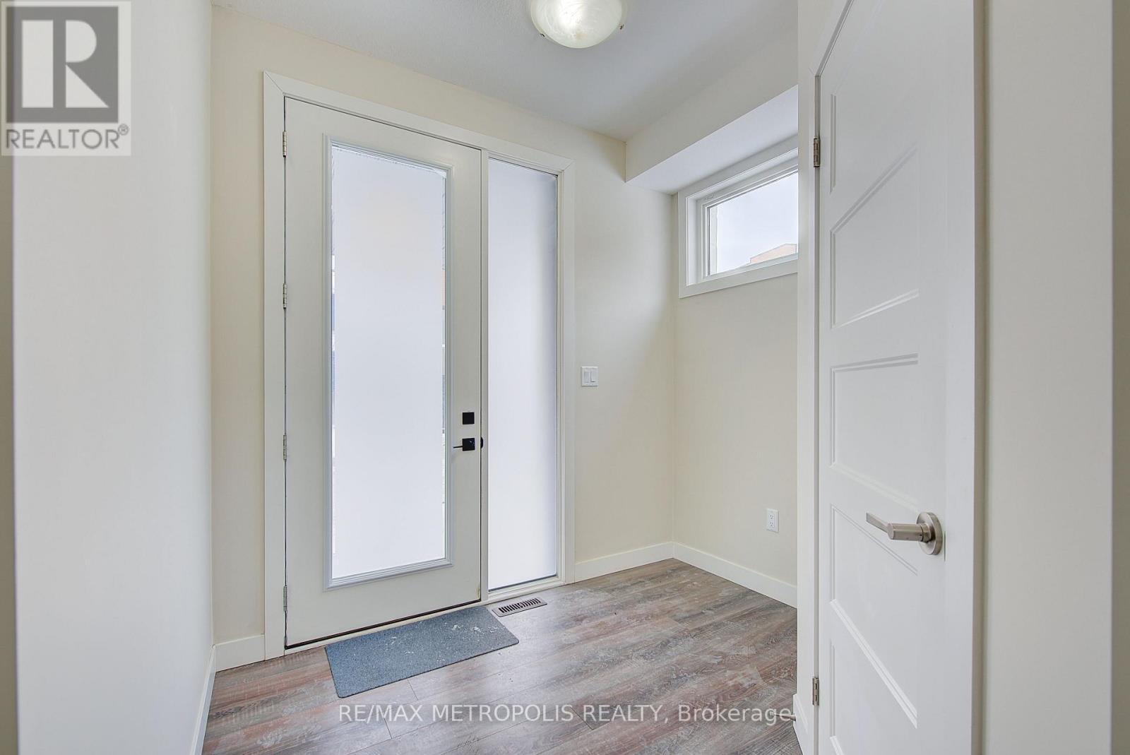 996 - 996 West Village Square, London North, ON - Indoor Photo Showing Other Room