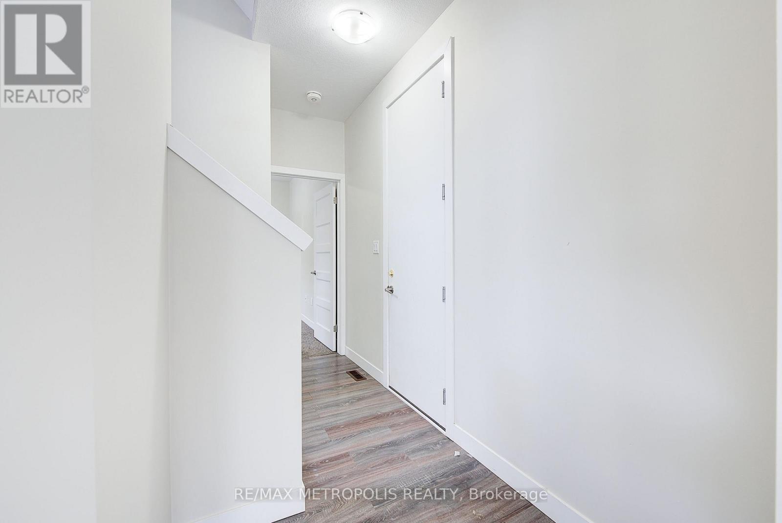 996 - 996 West Village Square, London North, ON - Indoor Photo Showing Other Room