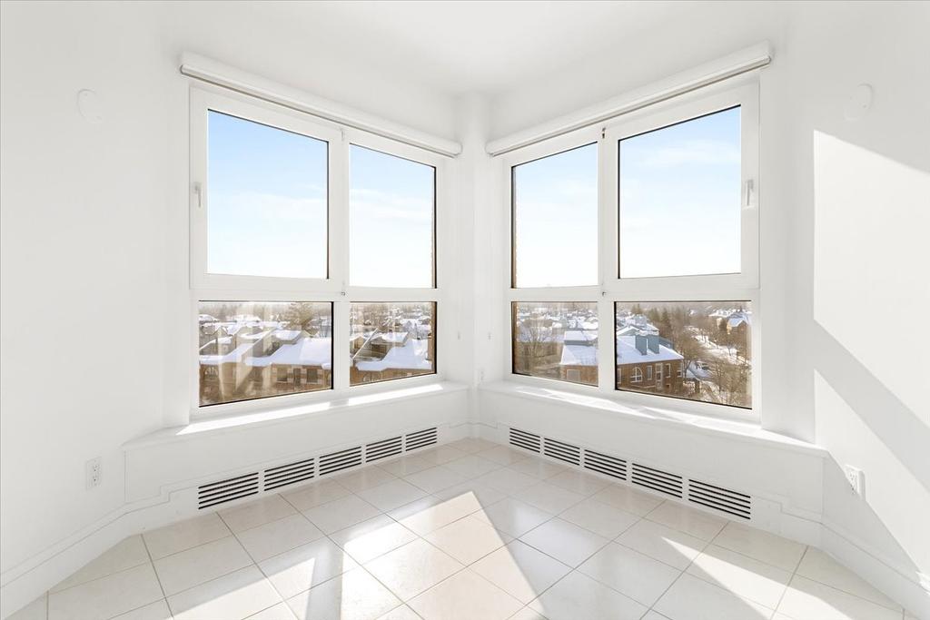 Solarium/Verrière - 602-700 Ch. Marie-Le Ber, Montréal (Verdun/Île-Des-Soeurs), QC - Indoor Photo Showing Other Room