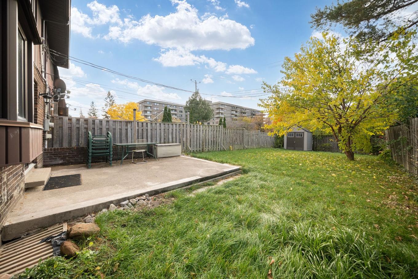 Backyard - 242 Stillview Road, Pointe-Claire, QC - Outdoor