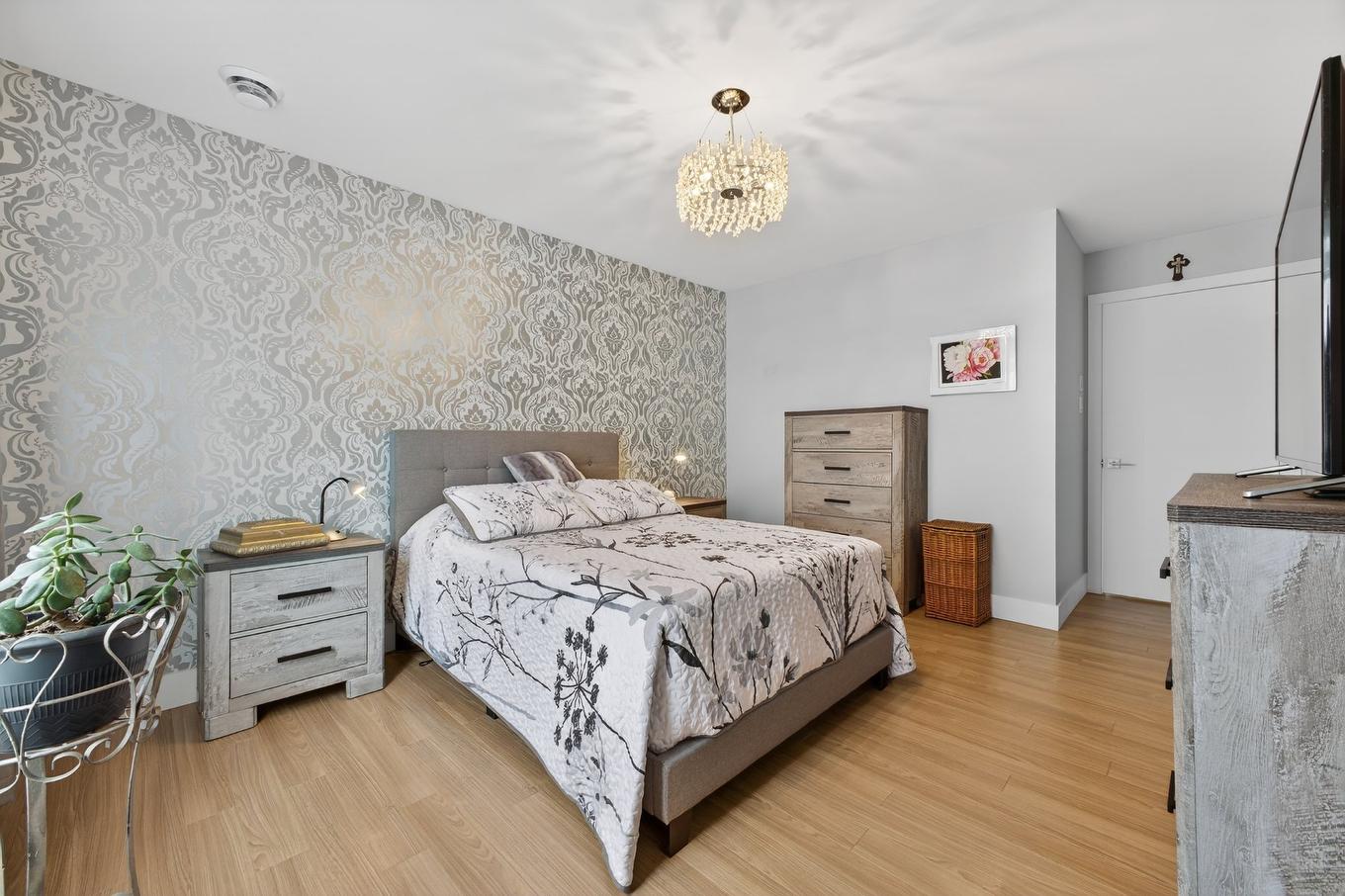 Chambre à coucher principale - 104-342 Rue St-André O., Granby, QC - Indoor Photo Showing Bedroom