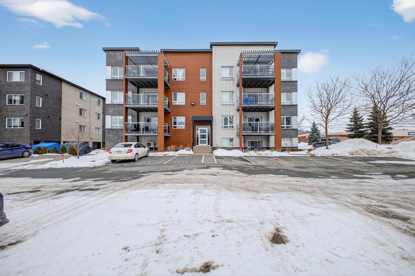 Face arrière - 104-342 Rue St-André O., Granby, QC - Outdoor With Balcony With Facade