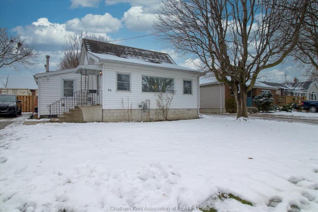 36 O'Neil Street, Chatham, ON