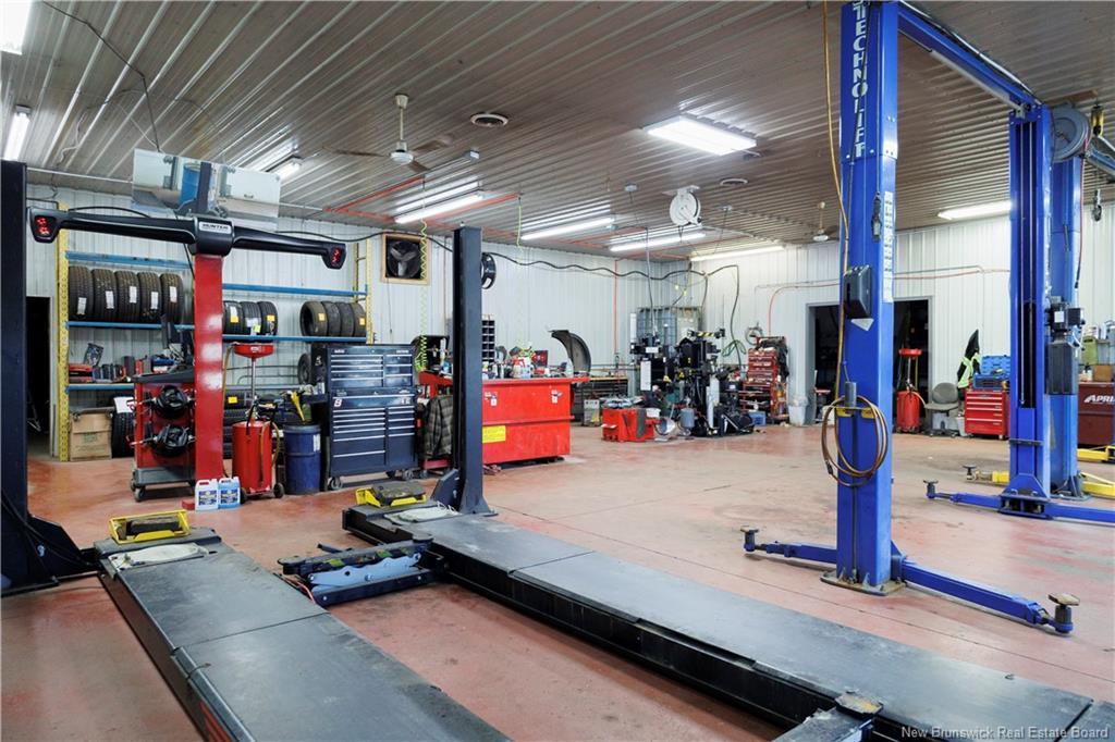 323 Madawaska Rd, Grand-Sault/Grand Falls, NB