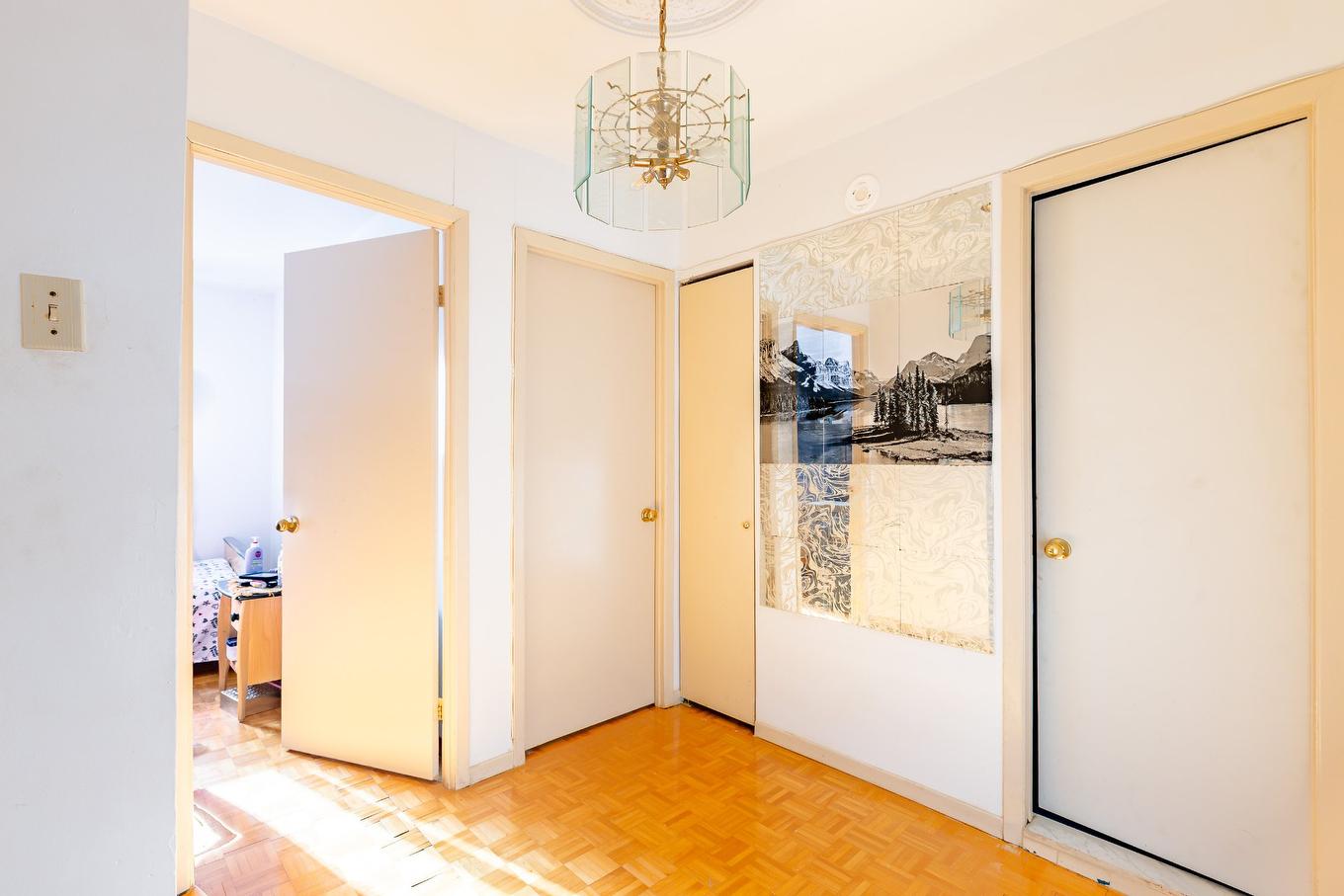 Corridor - 11820 Av. Nicolas-Appert, Montréal (Rivière-Des-Prairies/Pointe-Aux-Trembles), QC