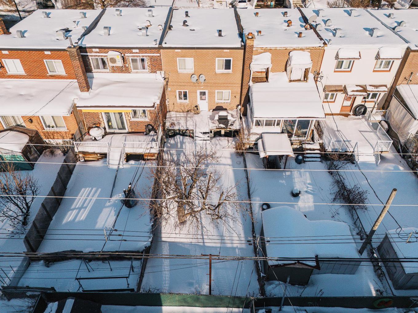 Cour - 11820 Av. Nicolas-Appert, Montréal (Rivière-Des-Prairies/Pointe-Aux-Trembles), QC