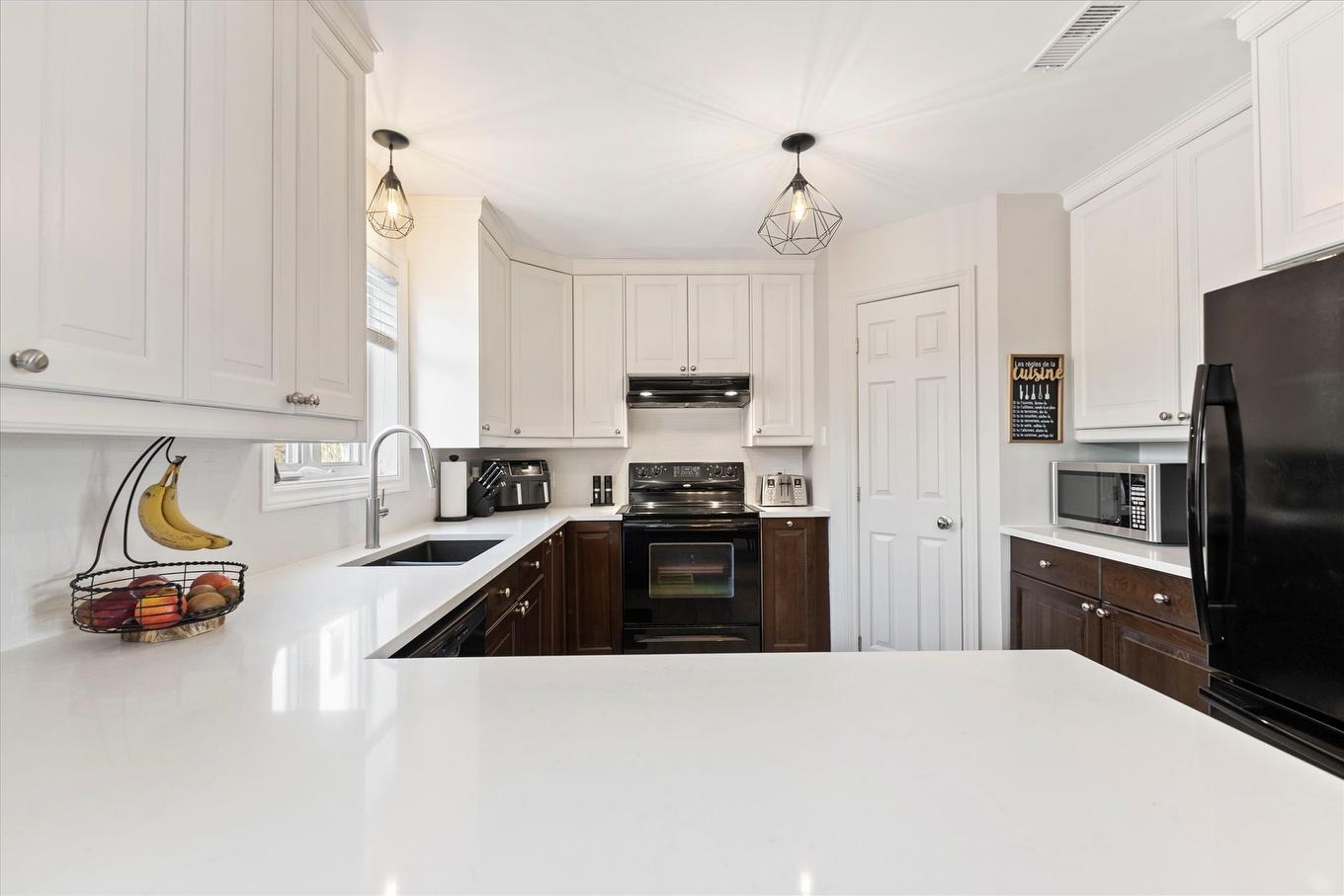 Cuisine - 254 Rue Adrien-Rouleau, Les Coteaux, QC - Indoor Photo Showing Kitchen