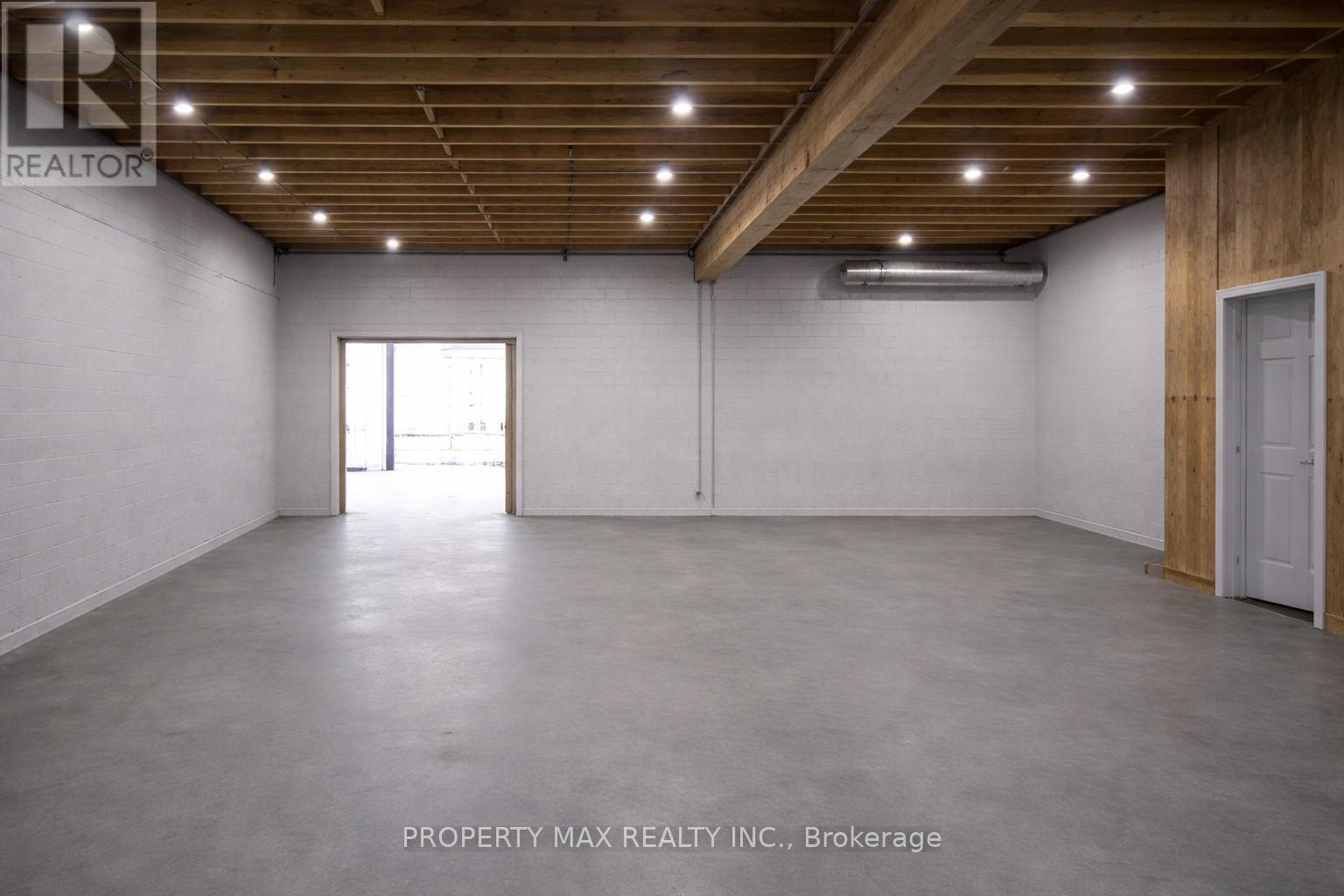 12 - 70 Delta Park Boulevard, Brampton, ON