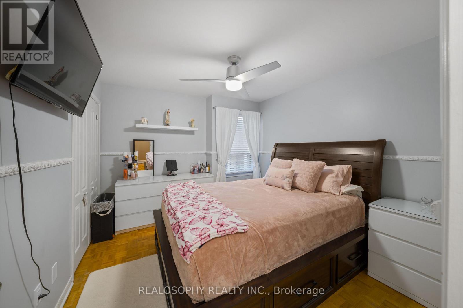66 Primrose Avenue, Toronto, ON - Indoor Photo Showing Bedroom