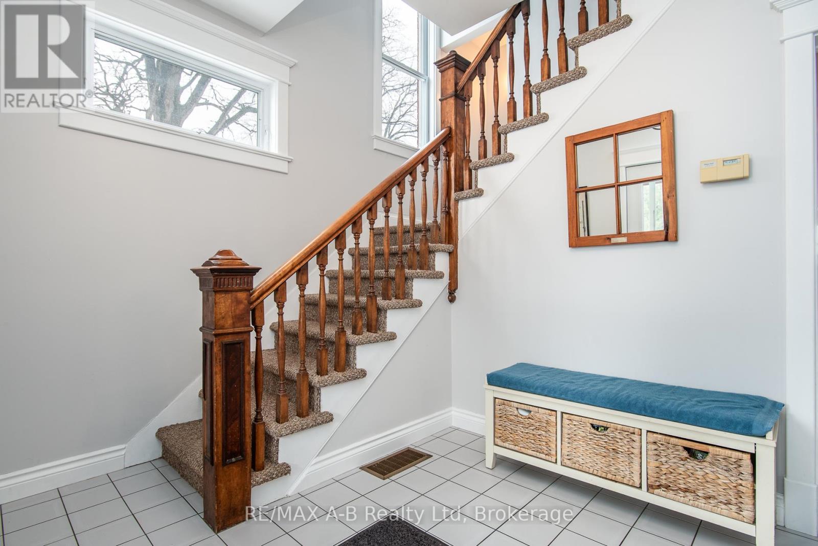 56 West Gore Street, Stratford, ON - Indoor Photo Showing Other Room