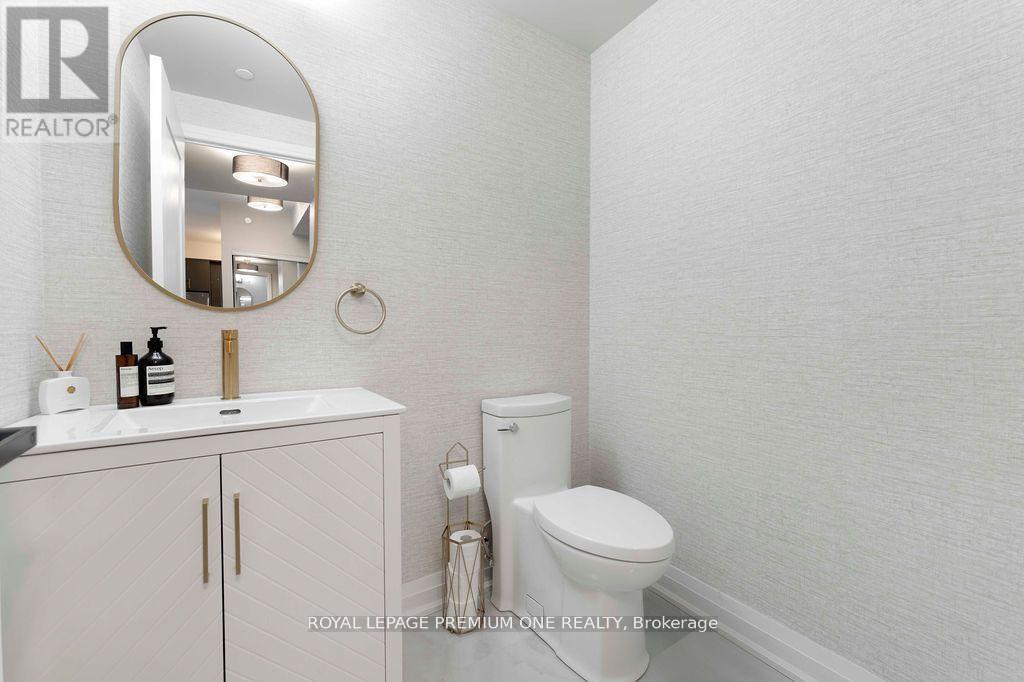 511 - 9000 Jane Street, Vaughan, ON - Indoor Photo Showing Bathroom