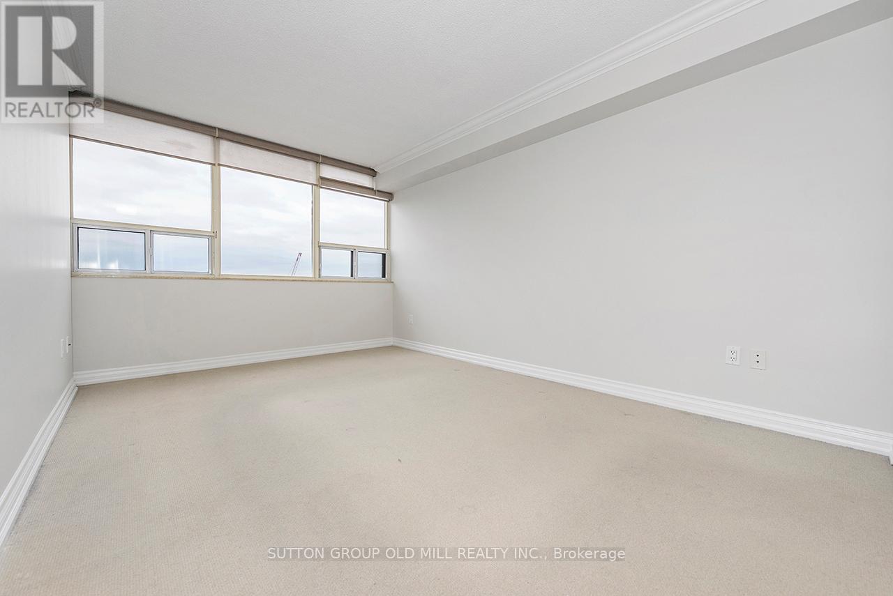 2806 - 1300 Islington Avenue, Toronto, ON - Indoor Photo Showing Other Room