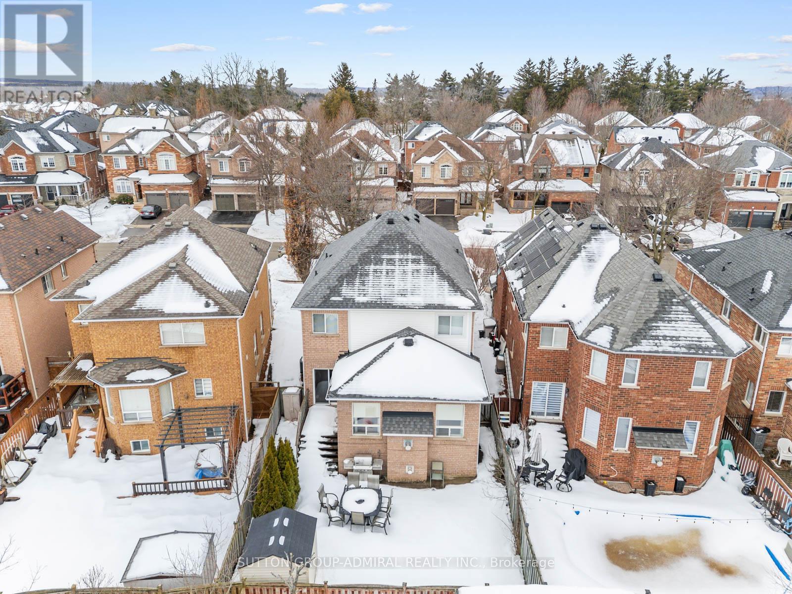 82 Belmont Boulevard, Halton Hills, ON - Outdoor