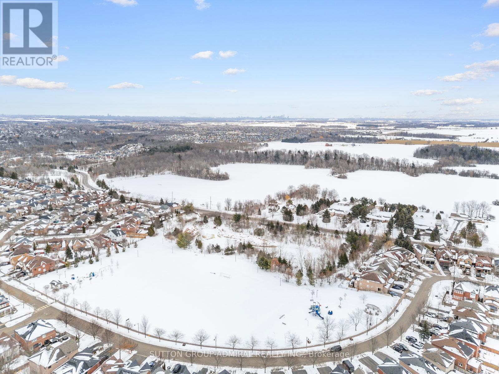 82 Belmont Boulevard, Halton Hills, ON - Outdoor With View