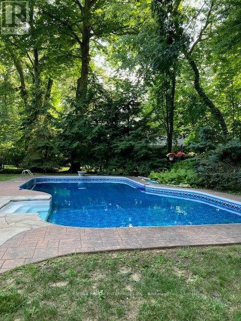 1601 Jalna Avenue, Mississauga, ON - Outdoor With In Ground Pool