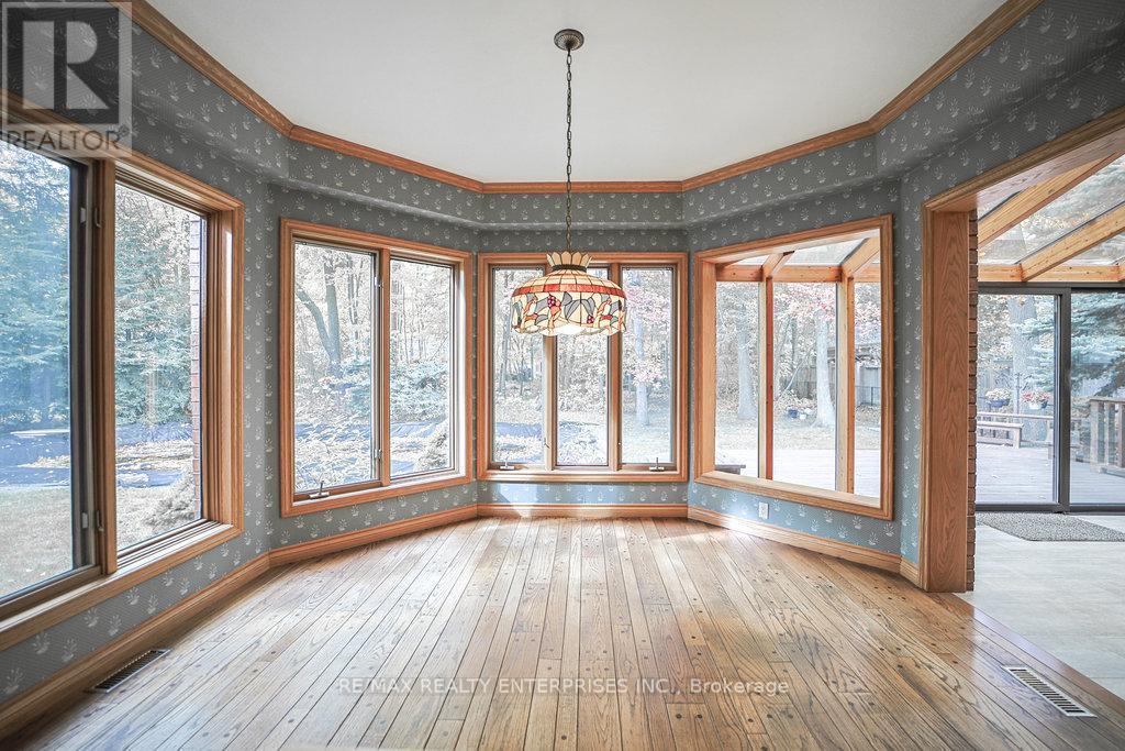 1601 Jalna Avenue, Mississauga, ON - Indoor Photo Showing Other Room