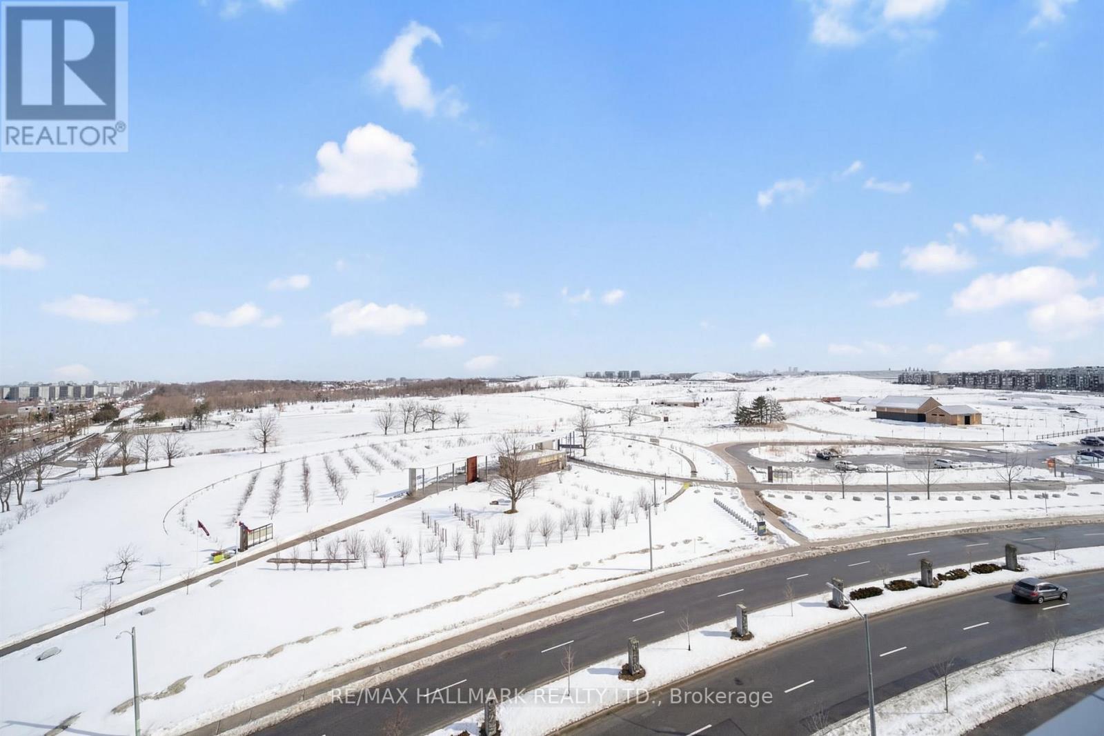 621 - 60 George Butchart Drive, Toronto, ON - Outdoor With View