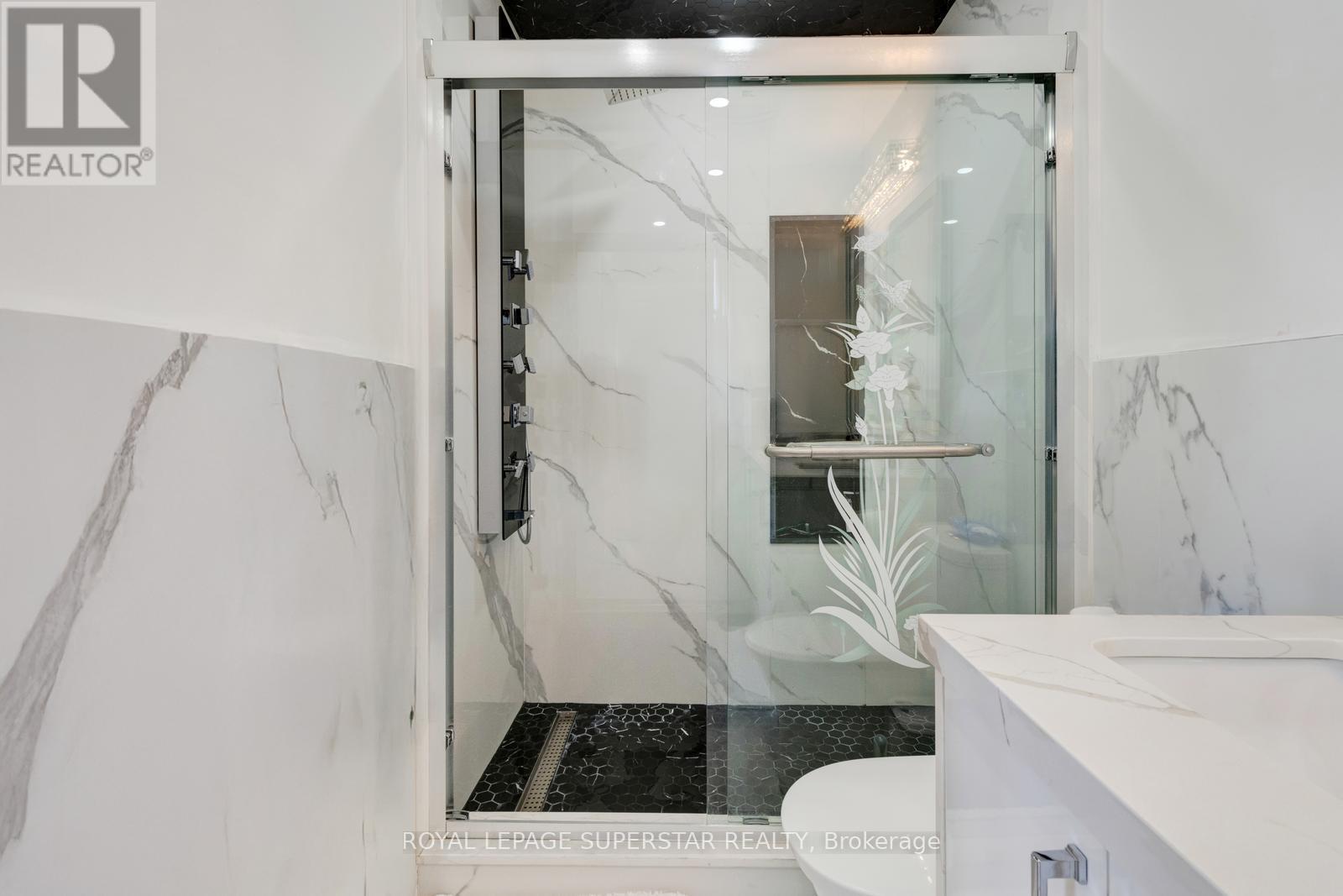131 Checkerberry Crescent, Brampton, ON - Indoor Photo Showing Bathroom