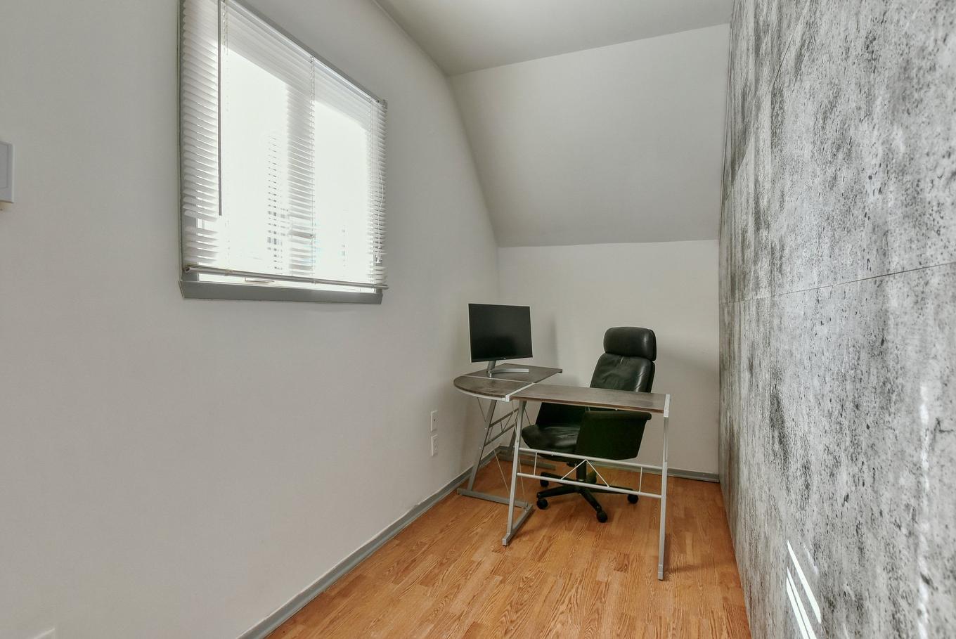 Bureau - 1423 Ch. De Val-Des-Lacs, Sainte-Sophie, QC - Indoor