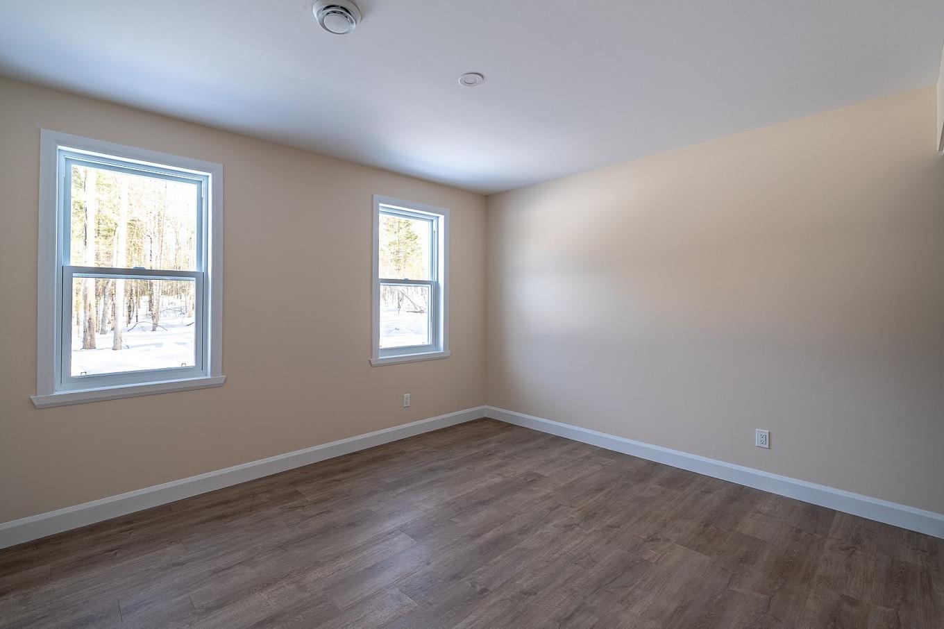 Chambre à coucher - 127 Rue Des Ruisseaux, Val-Des-Sources, QC - Indoor Photo Showing Other Room