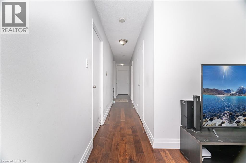 1580 Mississauga Valley Boulevard Unit# 1901, Mississauga, ON - Indoor Photo Showing Other Room