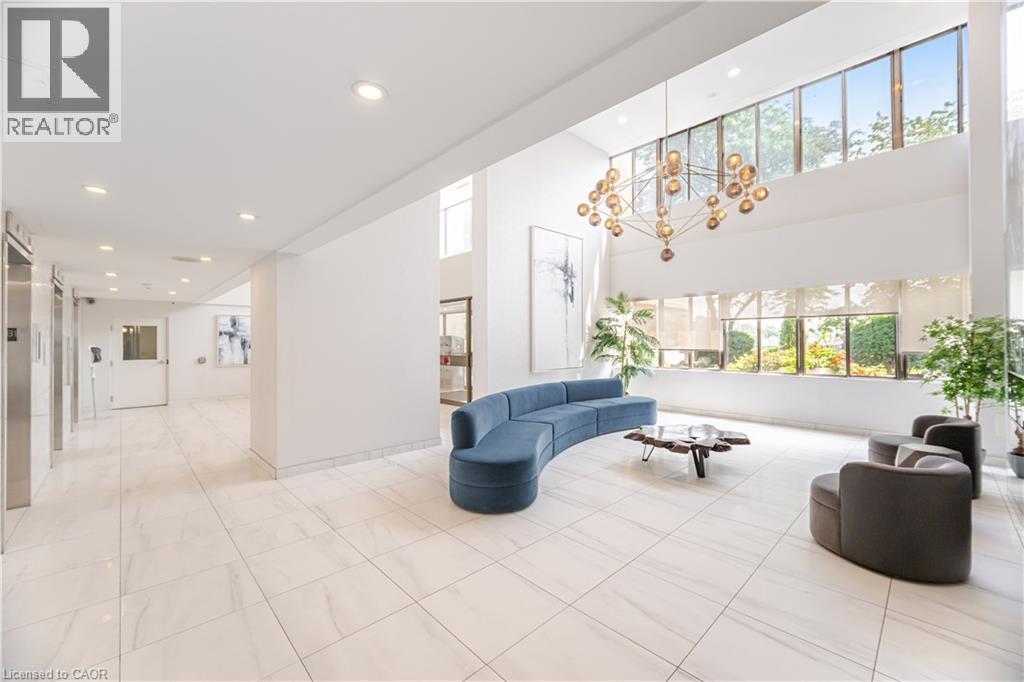 1580 Mississauga Valley Boulevard Unit# 1901, Mississauga, ON - Indoor Photo Showing Other Room