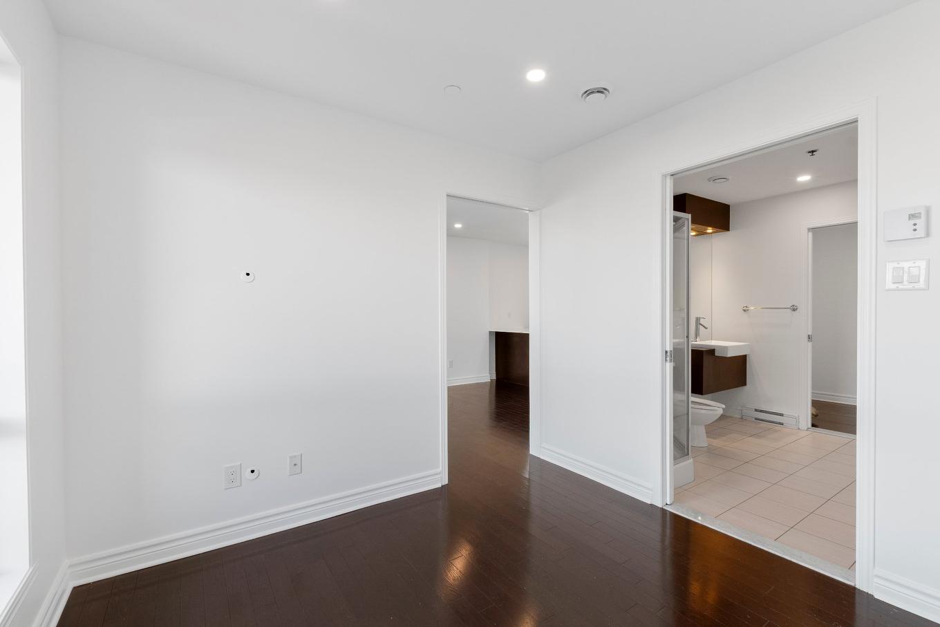 Chambre à coucher principale - 1104-1900 Boul. Du Souvenir, Laval (Chomedey), QC - Indoor Photo Showing Other Room