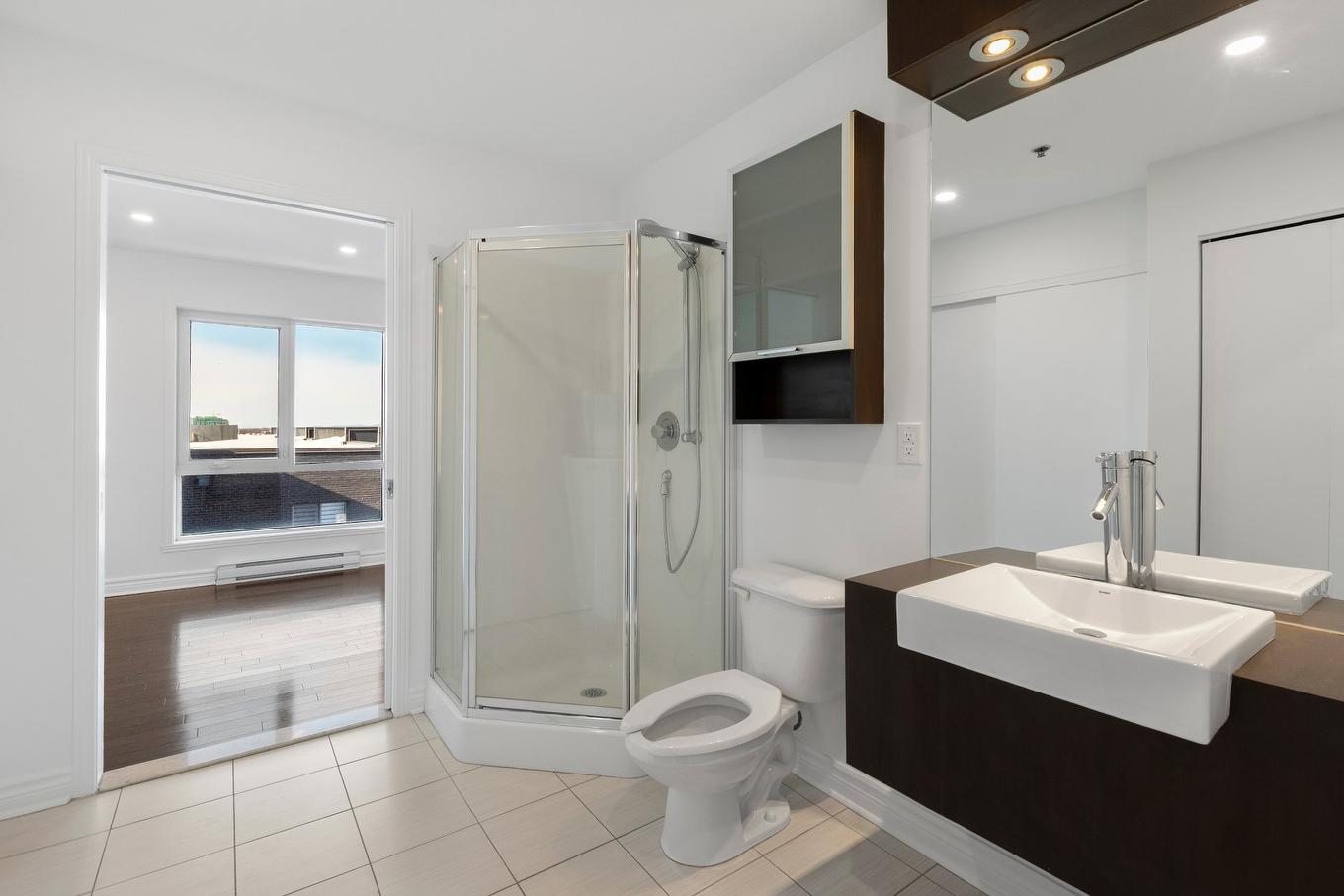 Salle de bains - 1104-1900 Boul. Du Souvenir, Laval (Chomedey), QC - Indoor Photo Showing Bathroom