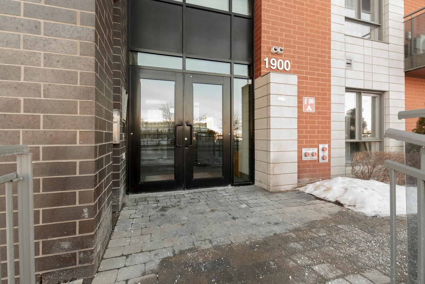 Entrée extérieure - 1104-1900 Boul. Du Souvenir, Laval (Chomedey), QC - Photo Showing Other Room