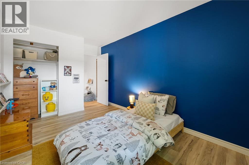 17 Old Pine Trail Unit# 150, St. Catharines, ON - Indoor Photo Showing Bedroom